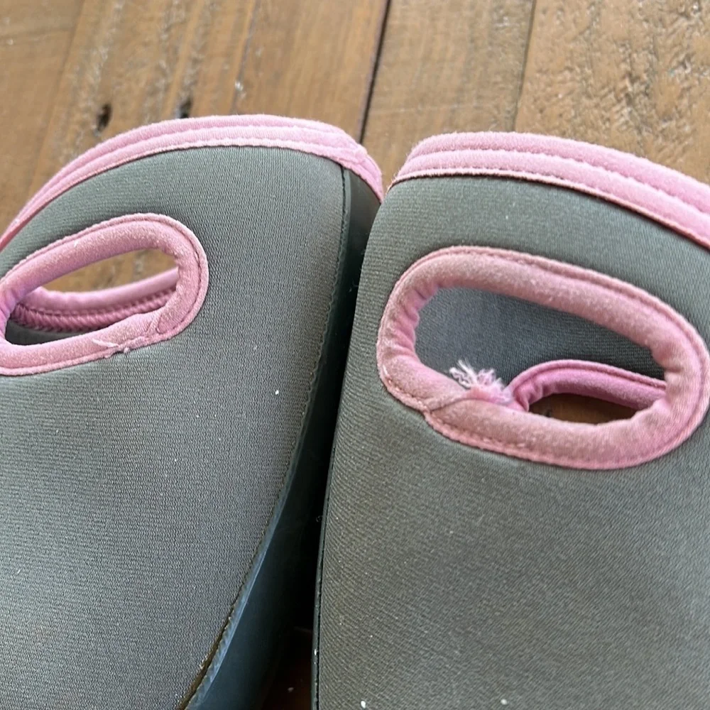 Bogs York solid green gray winter boots